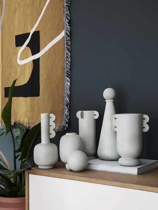 Muses Vase Calli