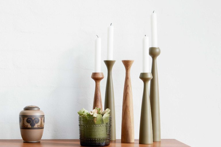 Rose candleholder
