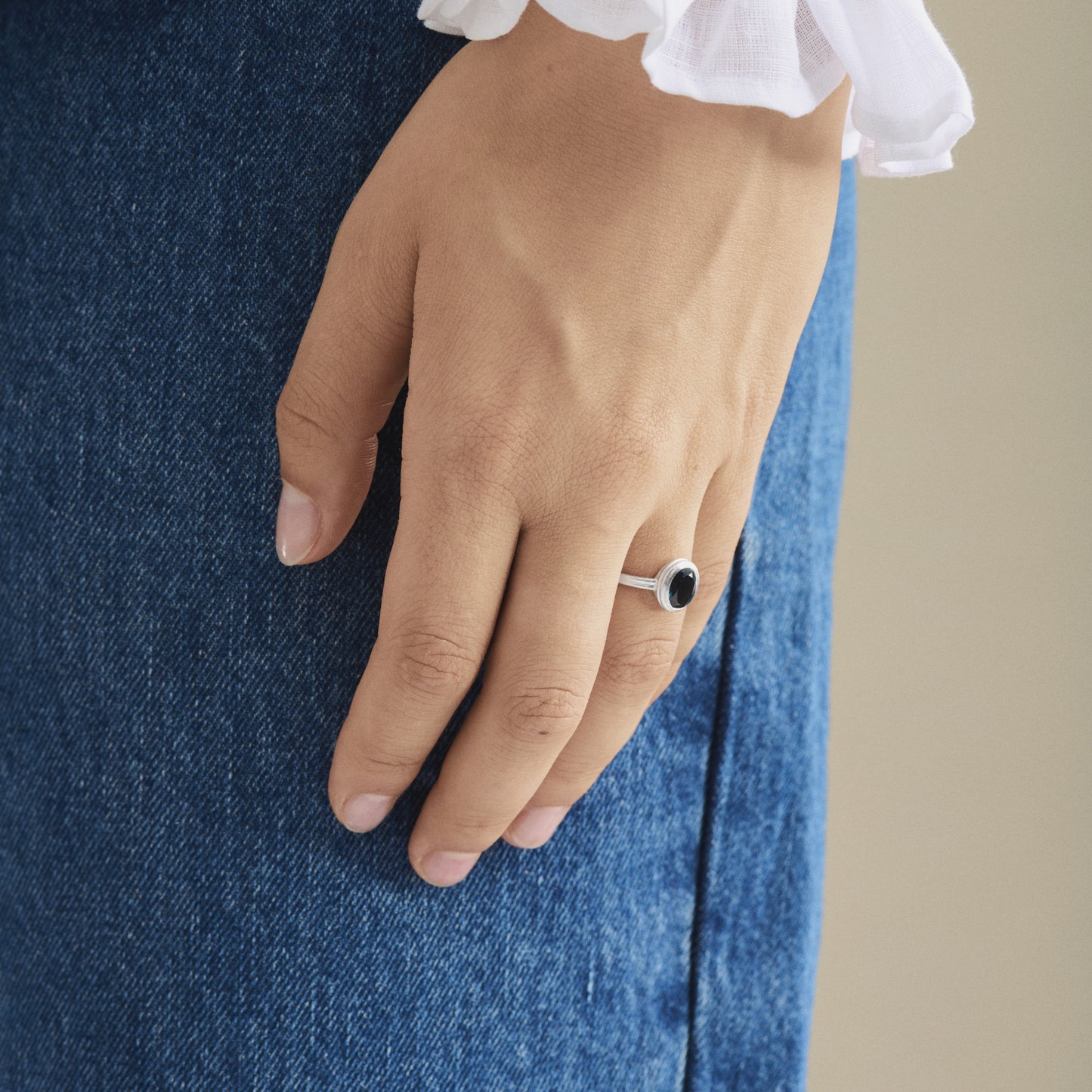 Hellir Blue ICE Ring Größe 55