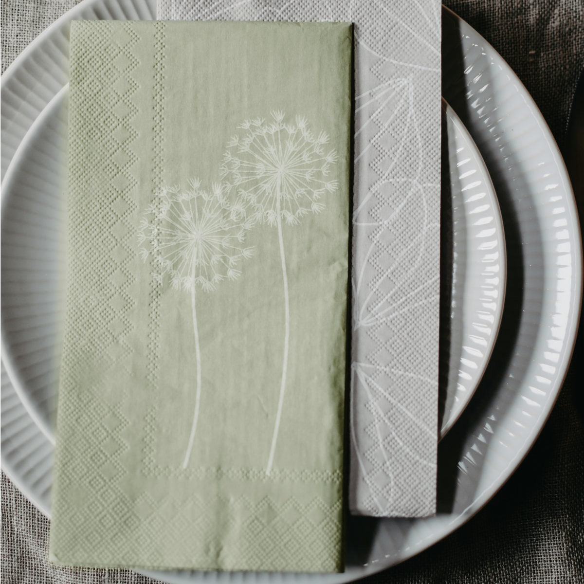 Bjuda Green napkin dandelion