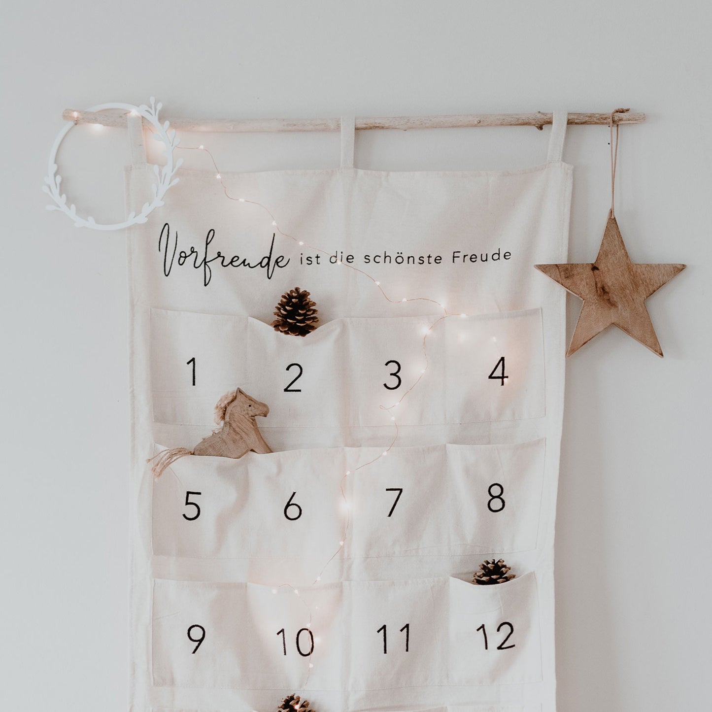 Adventskalender Vorfreude creme