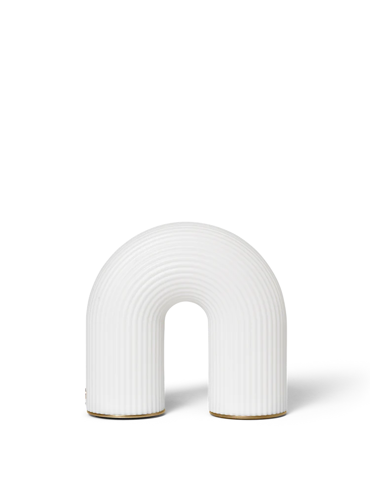 Vuelta Portable Lamp