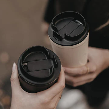 To Go Becher Herz Creme