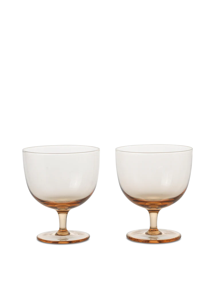 Host Wasser Glas rosa