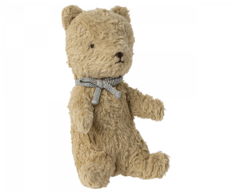 Mein erster Teddy , Sand