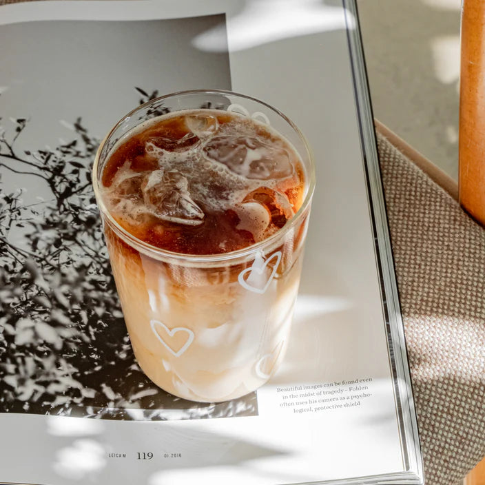 Trinkglas Herzen weiß