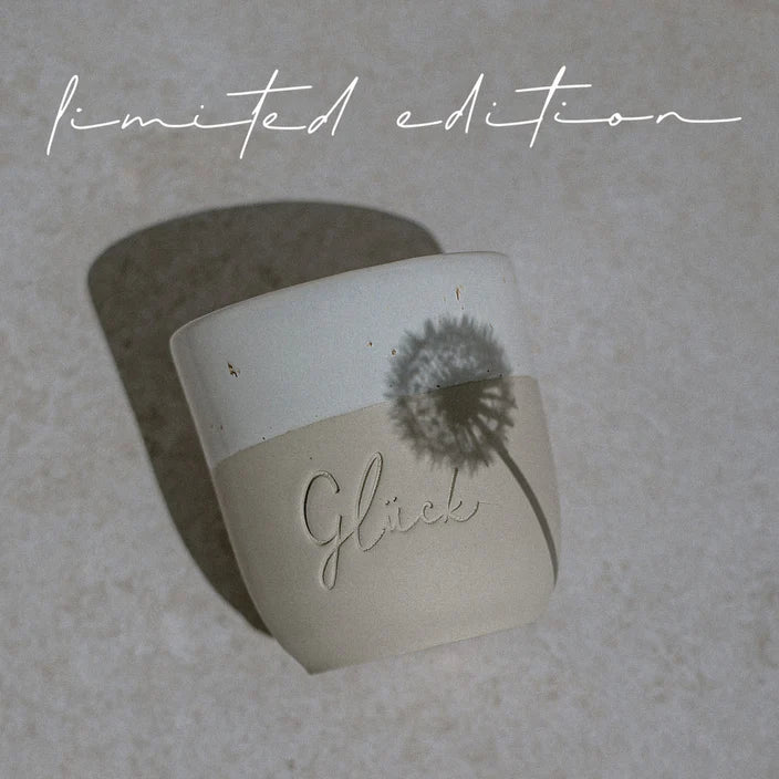 Limitierter Becher Glück