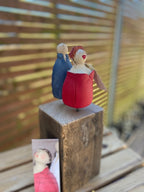 Jede starke Frau hat einen Schutzmann     (aus der Serie Starke Paare)