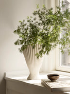 Fountain Vase Off White
