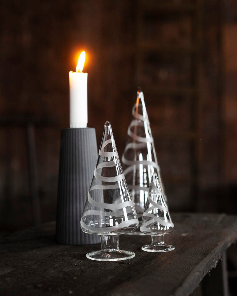 Granbo Medium 	6 × 6 × 16 cm