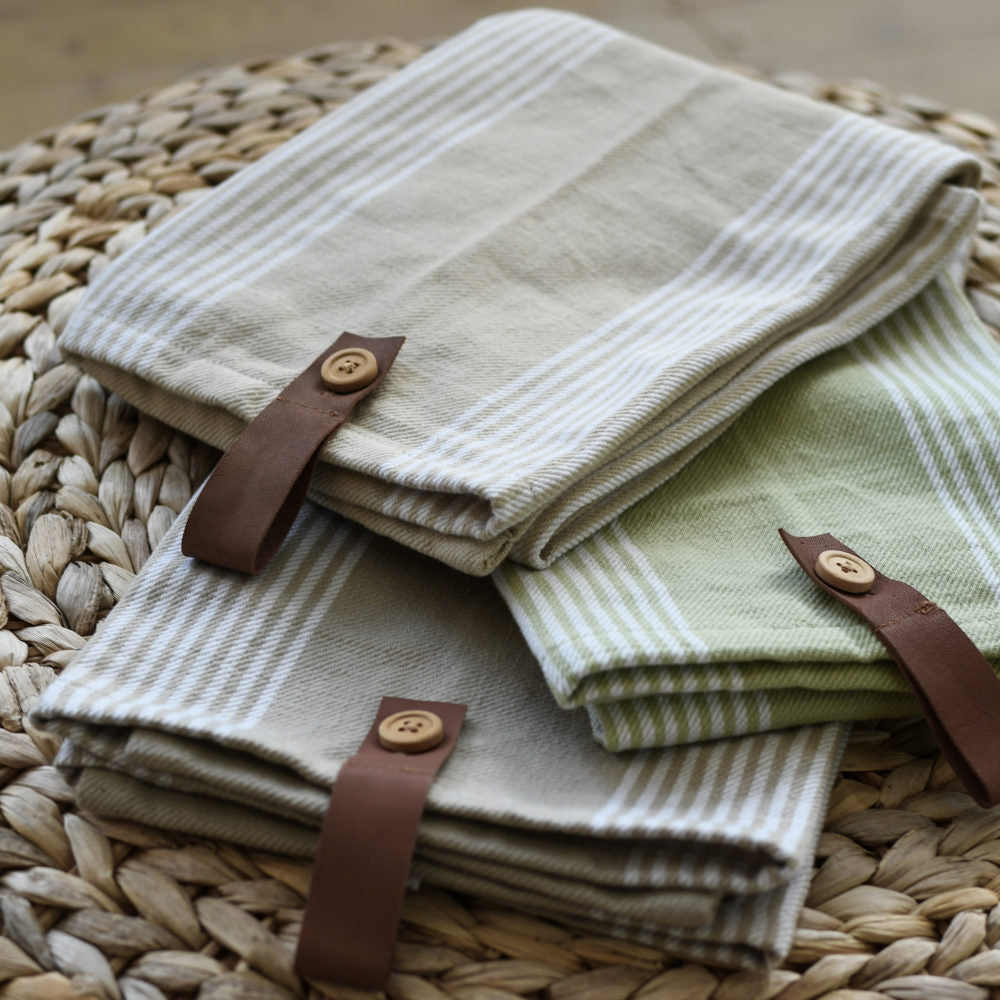 Utveda Beige/ White kitchen towel