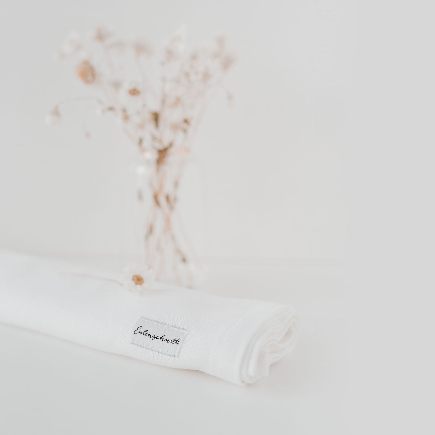 Leinentischläufer weiß