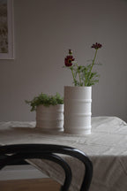 Arby White vase 15x15x25