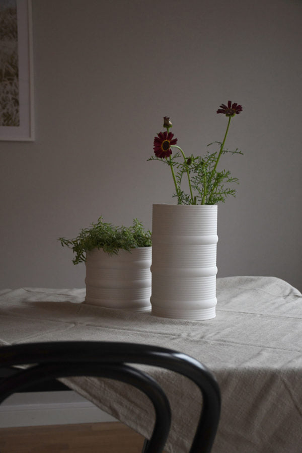 Arby White vase 15x15x25