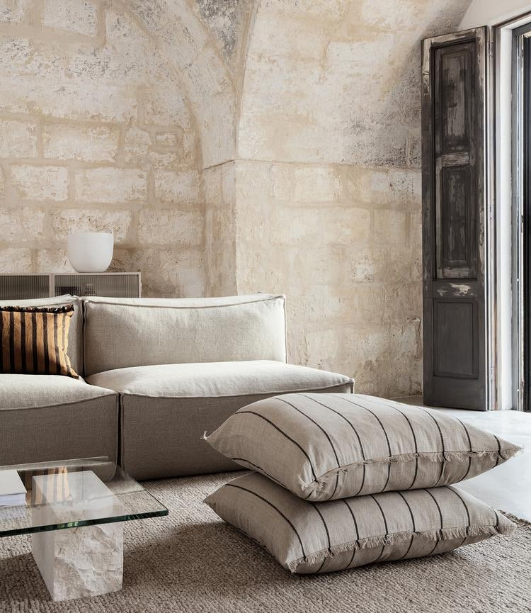 Calm Cushion camel/black 80x80