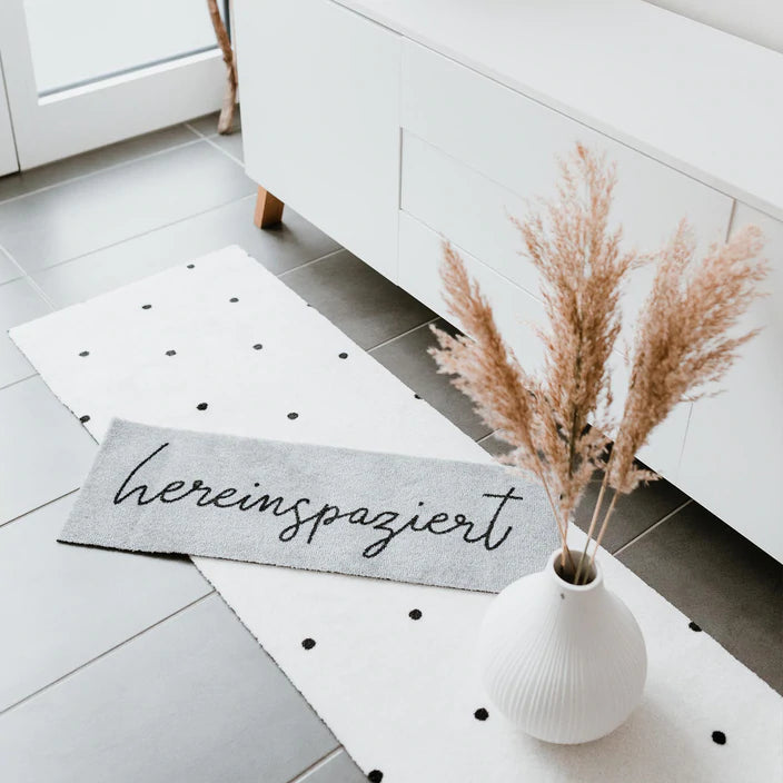 Kleine Polyamid Matte Grau Hereinspaziert