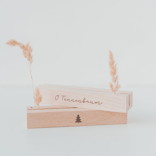 Karten und Trockenblumenständer Tannenbaum