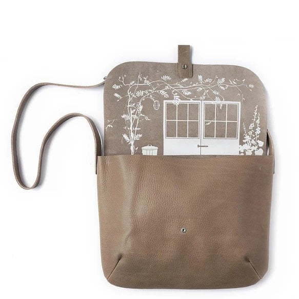 Backyard Moss Used Look